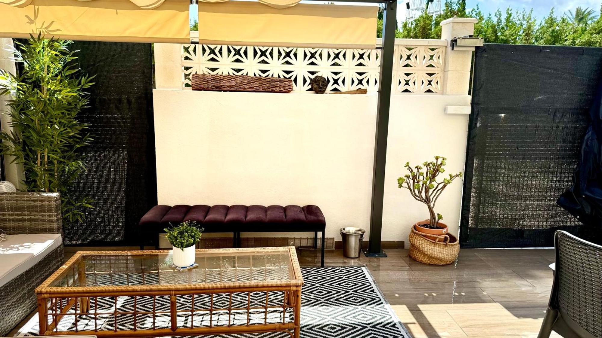 Datiler Vybdenia Exterior photo